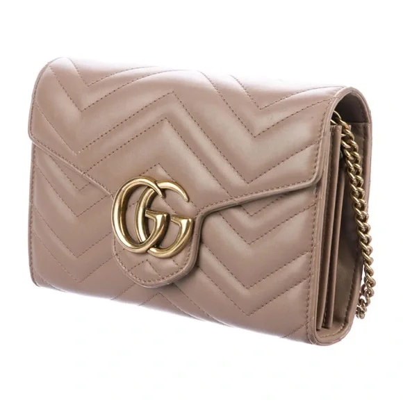 Gucci mini GG Marmont Matelasse Shoulder Bag - Picture 2 of 5